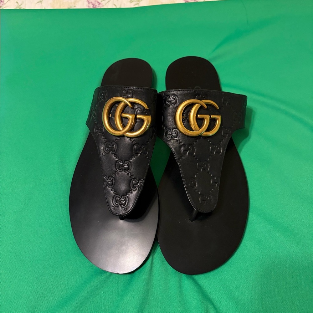 Black Classic Sandals